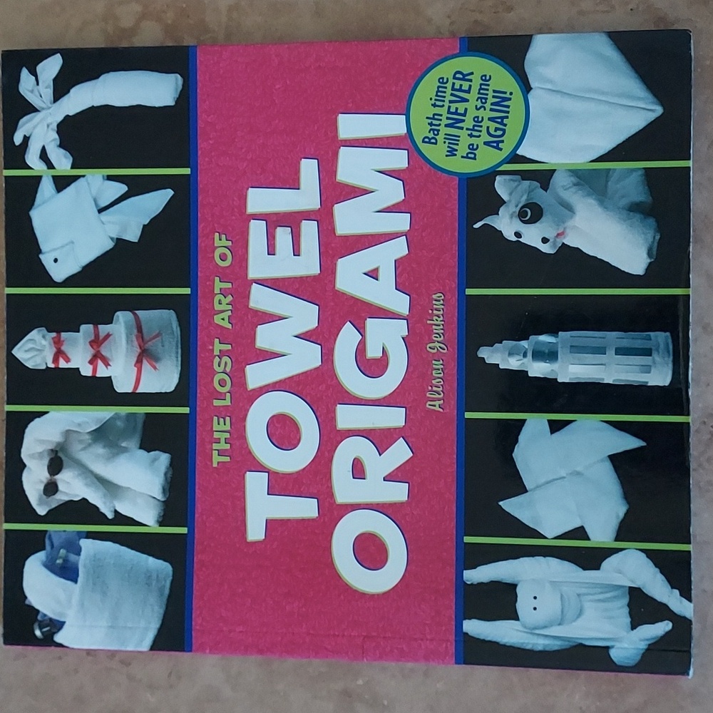 Towel Origami Art Book